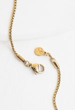 Load image into Gallery viewer, Cherished Reflections Locket