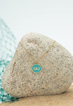 Load image into Gallery viewer, Hebrew 5 &amp; 2 Necklace Gold