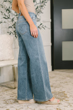 Load image into Gallery viewer, Adrian Mid Rise Retro Wide Leg