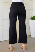 Load image into Gallery viewer, August High Rise Wide Leg Crop Jeans in Black