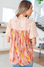 Load image into Gallery viewer, Day Dreamer Mixed Floral Top in Mauve