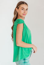 Load image into Gallery viewer, Ruched Cap Sleeve Top in Emerald