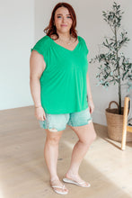 Load image into Gallery viewer, Ruched Cap Sleeve Top in Emerald