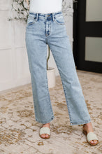 Load image into Gallery viewer, Debbie High Rise Stone Wash Straight Fit Jeans
