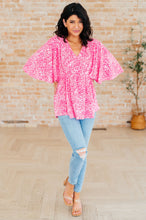 Load image into Gallery viewer, Dreamer Peplum Top in Pink Leopard