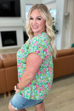 Load image into Gallery viewer, Lizzy Cap Sleeve Top in Emerald Spring Floral