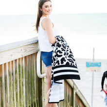 Load image into Gallery viewer, Catwalk Beach Towel