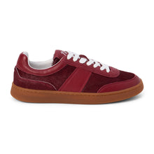 Load image into Gallery viewer, Quincy Low-Top Sneaker