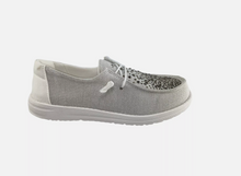 Load image into Gallery viewer, Maco Water Drop Sneaker in Grey
