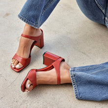 Load image into Gallery viewer, Donnie Heeled Sandal