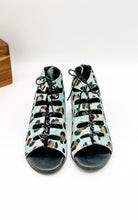 Load image into Gallery viewer, Nola Sandals in Teal