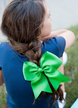 Load image into Gallery viewer, Green Hair Bow